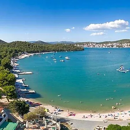 Victoria Mobilehome Camping Jezera Lovisca Vodice
